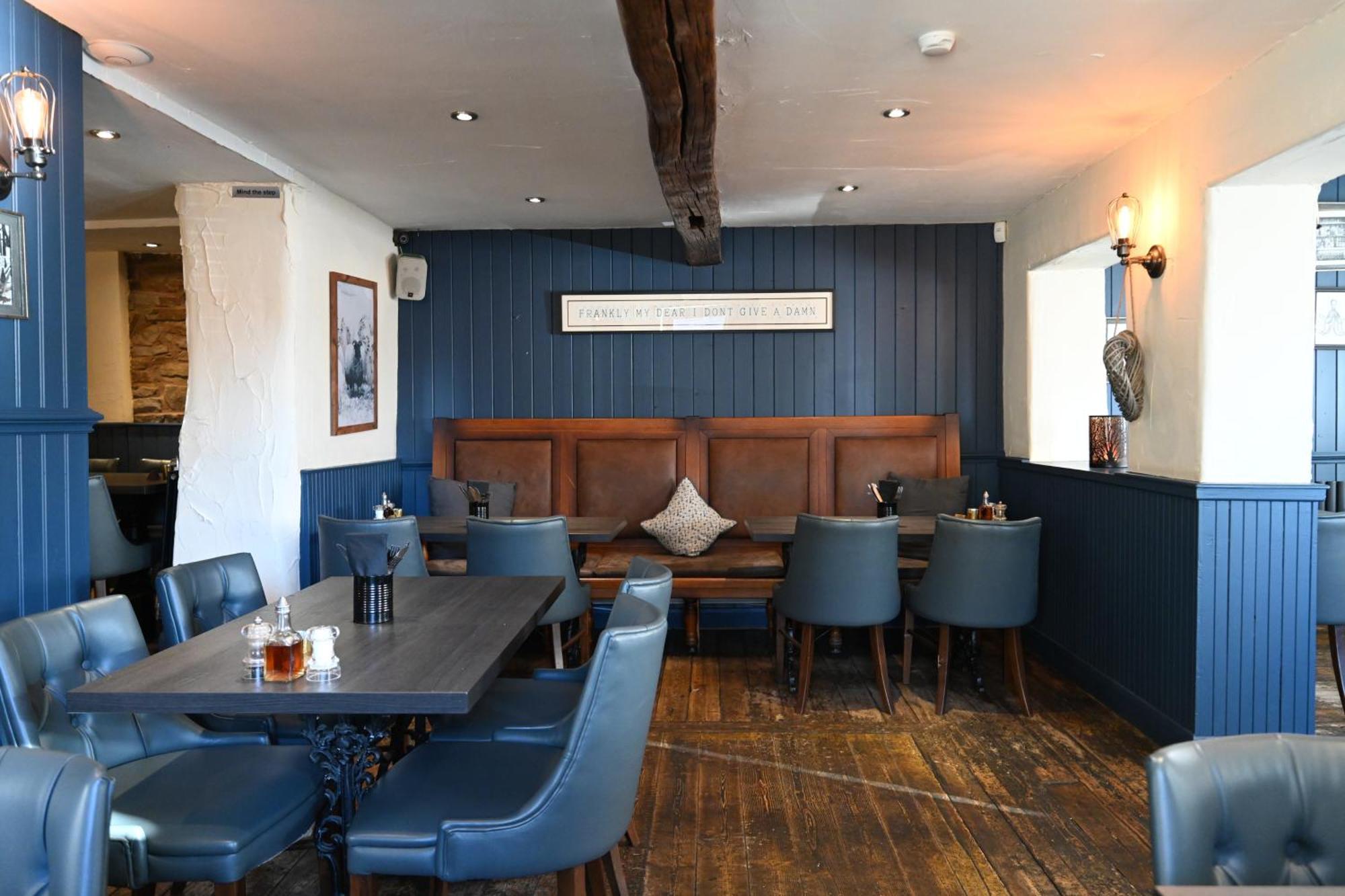 تْشورلي Rooms At The Dressers Arms المظهر الخارجي الصورة