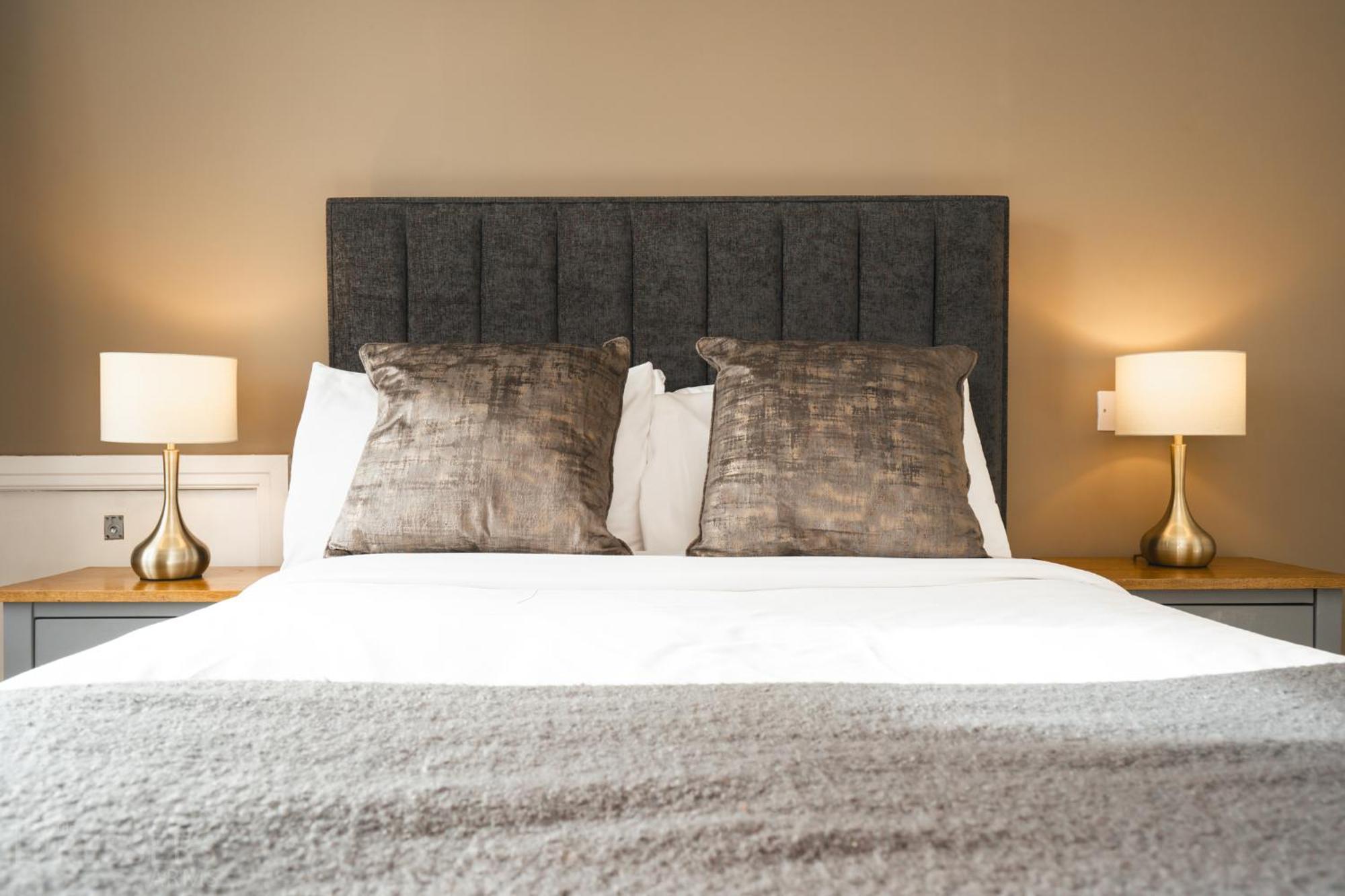تْشورلي Rooms At The Dressers Arms المظهر الخارجي الصورة