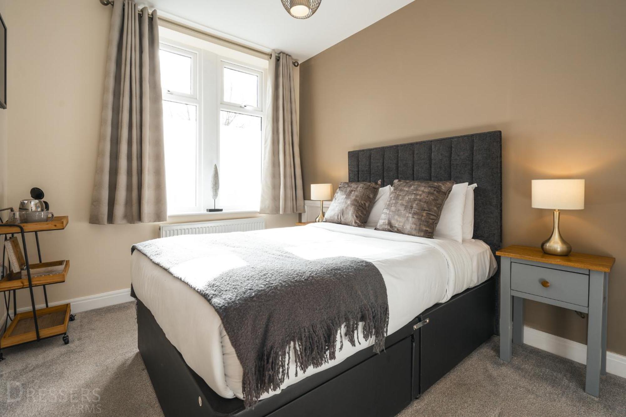 تْشورلي Rooms At The Dressers Arms المظهر الخارجي الصورة