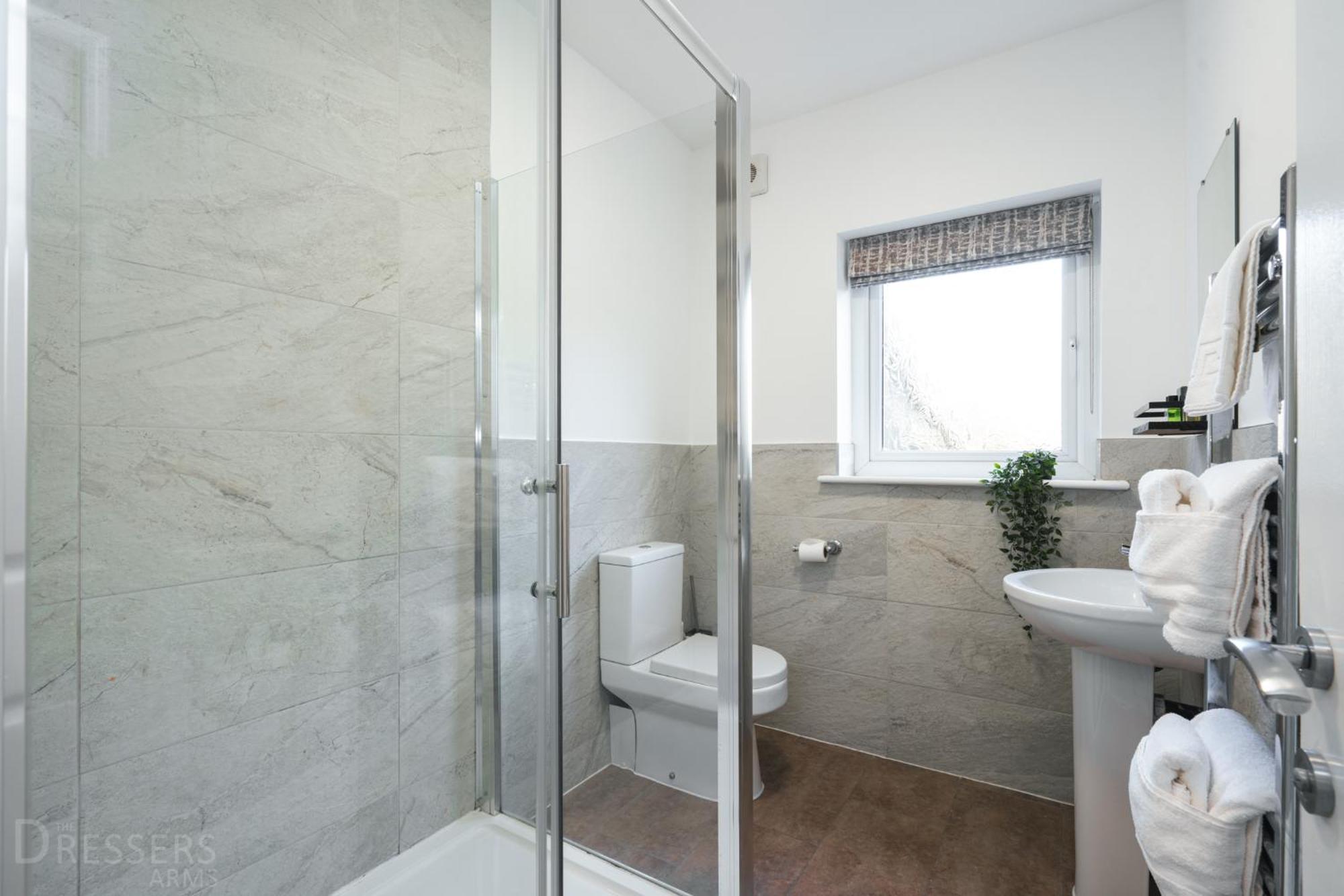 تْشورلي Rooms At The Dressers Arms المظهر الخارجي الصورة